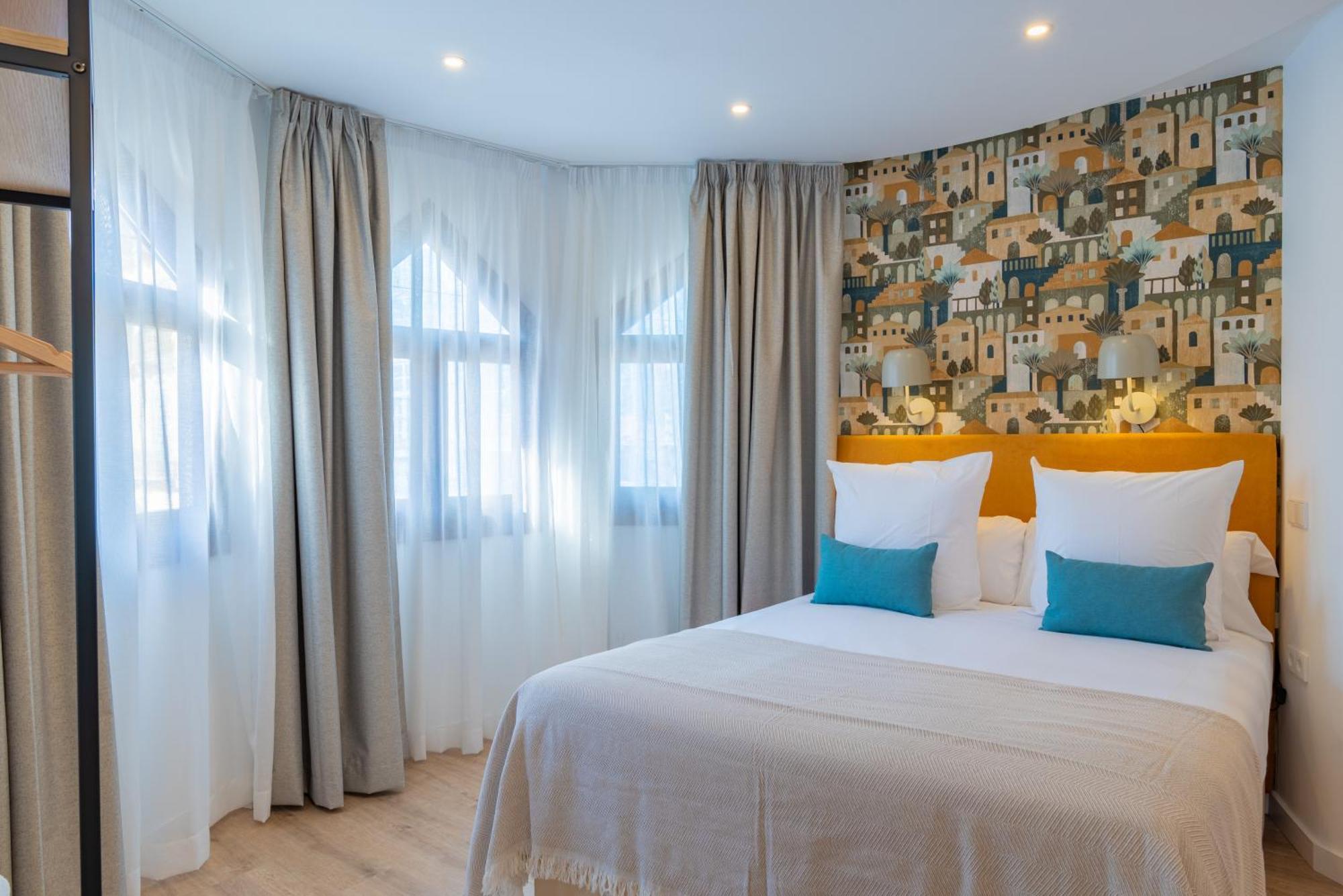 Feelathome Atarazanas Apartments Malaga Exterior photo